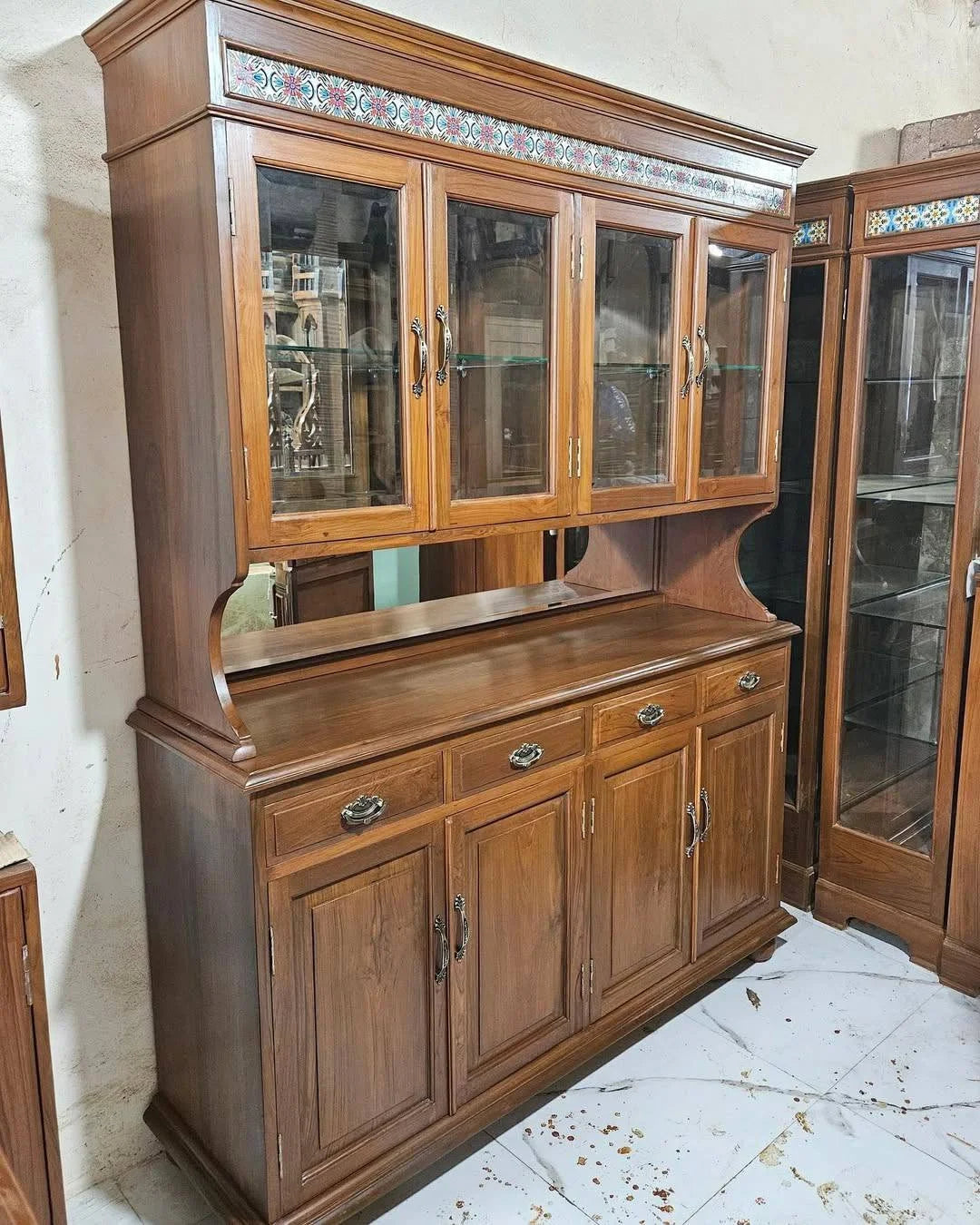 Sheesham Crockery Cabinet with Glass Hutch